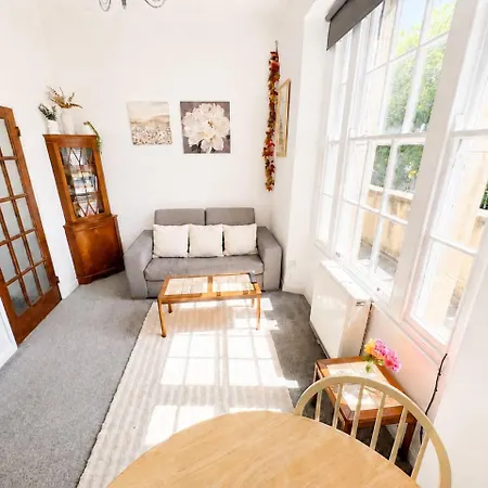 Free Parking Homely Gloucester Rd Flat Sleeps 3 Appartement