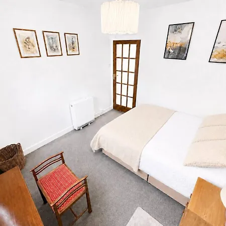 Free Parking Homely Gloucester Rd Flat Sleeps 3 Appartement Bristol
