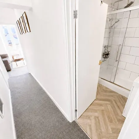 Appartement Free Parking Homely Gloucester Rd Flat Sleeps 3